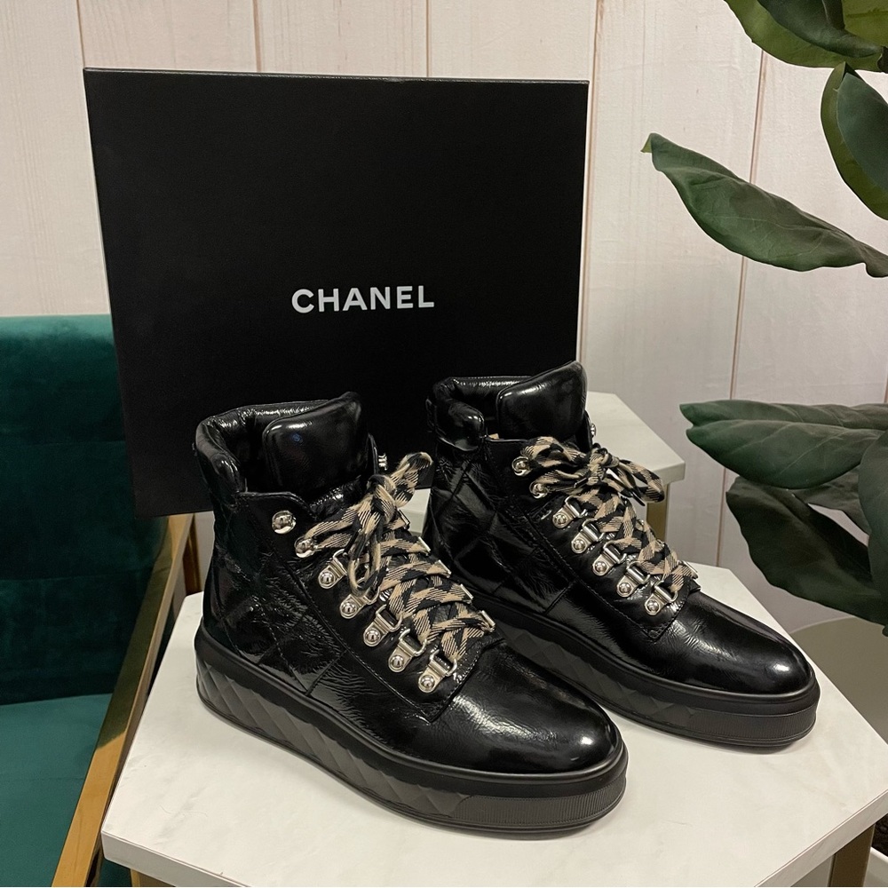 Chanel Black Patent Leather Quilted Boots Size 35